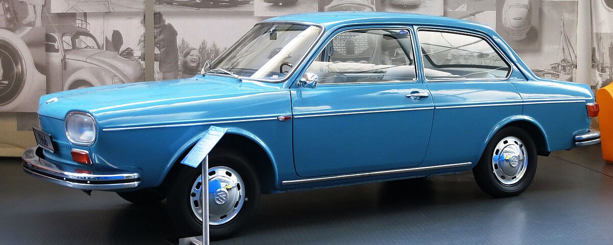 VW 411, кузов “Седан”, с галогенными фарами